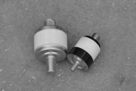 真空開關(guān)管外絕緣被擊穿的原因有哪些？